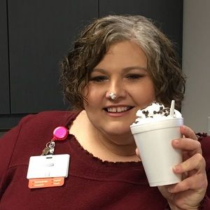 Meet your Posher, Joy